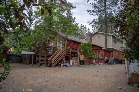 Exterior - 1842 Sparrow, Wrightwood, CA 92397 photo 4 of 11