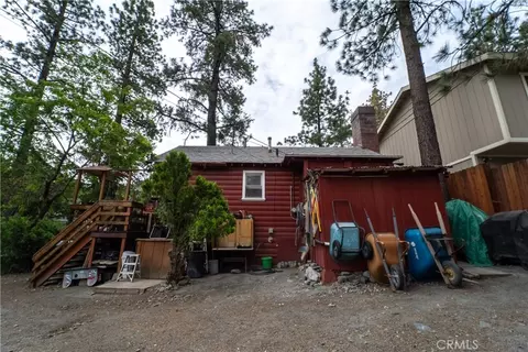 Exterior - 1842 Sparrow, Wrightwood, CA 92397 photo 8 of 11