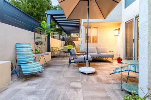 Exterior - 653 Park, Long Beach, CA 90814 photo 17 of 18