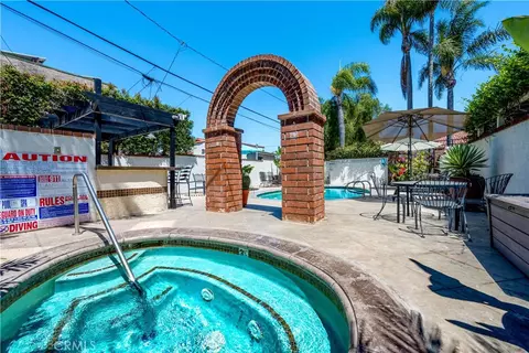 Exterior - 653 Park, Long Beach, CA 90814 photo 10 of 18