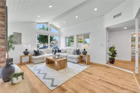 1517 E Riverview, Orange, CA 92865