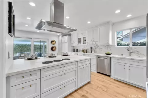 Kitchen - 1517 E Riverview, Orange, CA 92865 photo 3 of 5