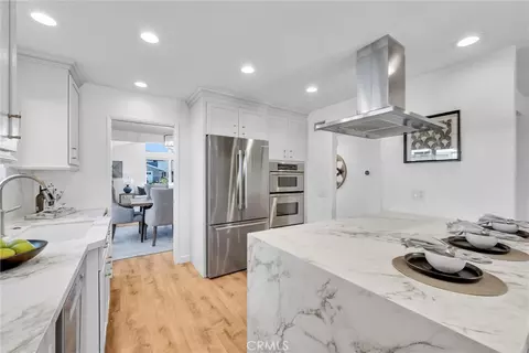 Kitchen - 1517 E Riverview, Orange, CA 92865 photo 5 of 5