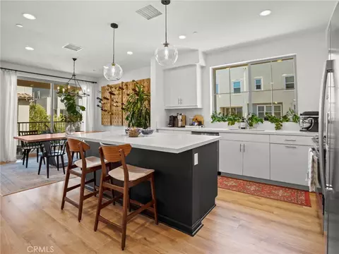 633 S Motif, Anaheim, CA 92805
