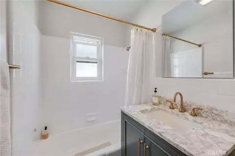 Bath - 1414 E Silva, Long Beach, CA 90807 photo 1 of 3