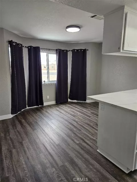 Dining - 11072 Moki Ct, Apple Valley, CA 92308 photo 1 of 1