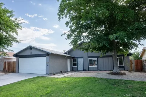 Exterior - 42809 Alexo Dr, Lancaster, CA 93536 photo 2 of 7