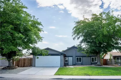 42809 Alexo Dr, Lancaster, CA 93536