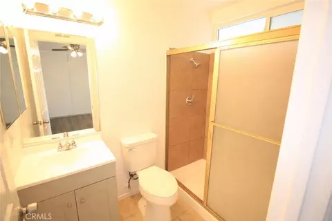 Bath - 42809 Alexo Dr, Lancaster, CA 93536 photo 1 of 3