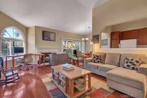 7402 Yellowtail Dr #201, Huntington Beach, CA 92648