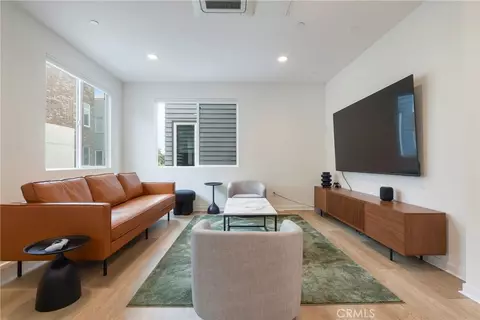 809 Brickyard Ln, Costa Mesa, CA 92627 photo 8