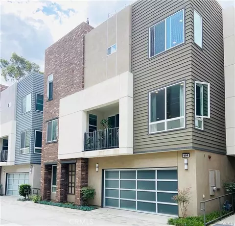 809 Brickyard Ln, Costa Mesa, CA 92627 photo 44