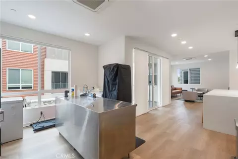 809 Brickyard Ln, Costa Mesa, CA 92627 photo 17