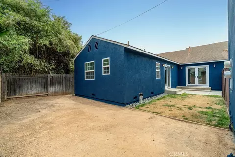 Exterior - 5451 E Daggett, Long Beach, CA 90815 photo 4 of 7