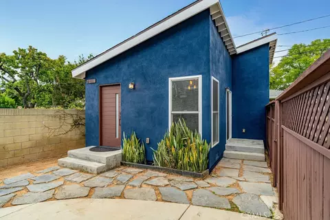 Exterior - 5451 E Daggett, Long Beach, CA 90815 photo 2 of 8
