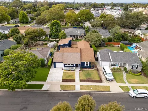 View/Area - 5451 E Daggett, Long Beach, CA 90815 photo 1 of 6