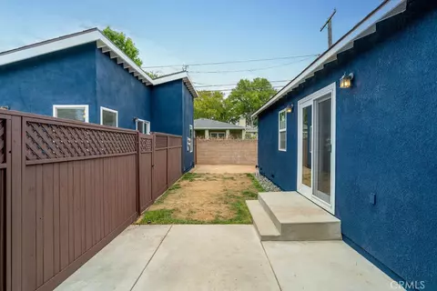 Exterior - 5451 E Daggett, Long Beach, CA 90815 photo 4 of 8