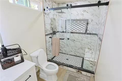 Bath - 10036 Arleta Ave, Arleta, CA 91331 photo 1 of 3