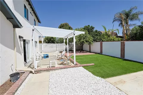 Exterior - 10036 Arleta Ave, Arleta, CA 91331 photo 4 of 6
