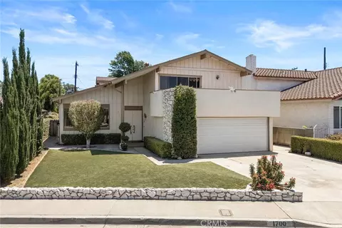 1700 S Carnelian St, Anaheim, CA 92802