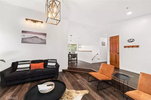 Living - 1541 Krause Ln, Lake Arrowhead, CA 92352 photo 2 of 3
