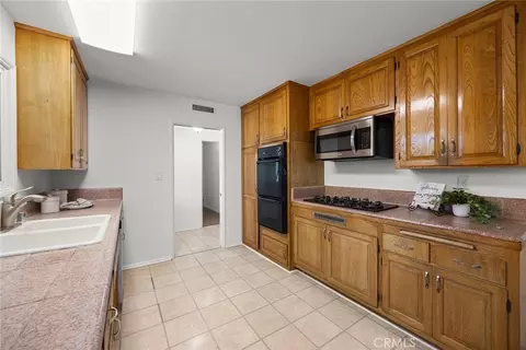 Kitchen - 2017 Sudene, Fullerton, CA 92831 photo 1 of 2