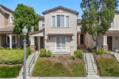 1317 Mcfadden, Fullerton, CA 92833 photo 2