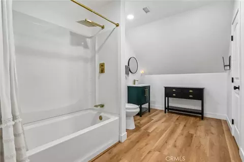 Bath - 723 Forest Shade, Crestline, CA 92325 photo 6 of 7