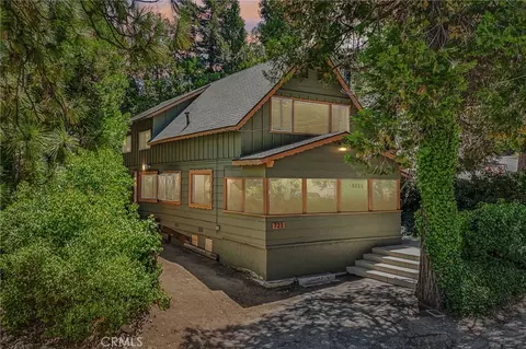 Exterior - 723 Forest Shade, Crestline, CA 92325 photo 14 of 15