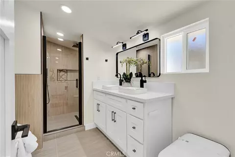 Bath - 13429 Bailey, Whittier, CA 90601 photo 1 of 9