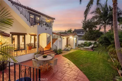 Exterior - 4221 E Massachusetts St, Long Beach, CA 90814 photo 5 of 12