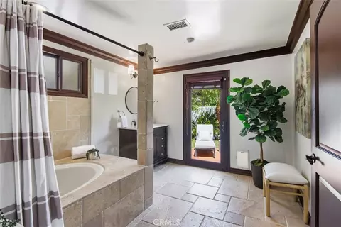Bath - 4221 E Massachusetts St, Long Beach, CA 90814 photo 5 of 6