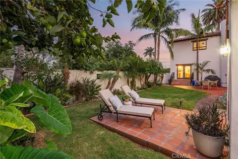 Exterior - 4221 E Massachusetts St, Long Beach, CA 90814 photo 9 of 12