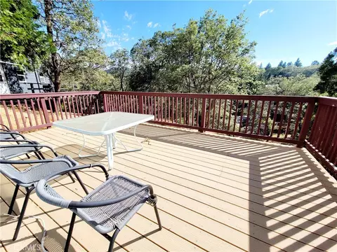Exterior - 29251 Lake Brk, Cedar Glen, CA 92321 photo 5 of 7