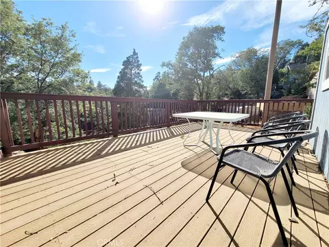 Exterior - 29251 Lake Brk, Cedar Glen, CA 92321 photo 3 of 7