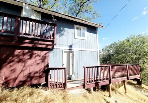 Exterior - 29251 Lake Brk, Cedar Glen, CA 92321 photo 2 of 7