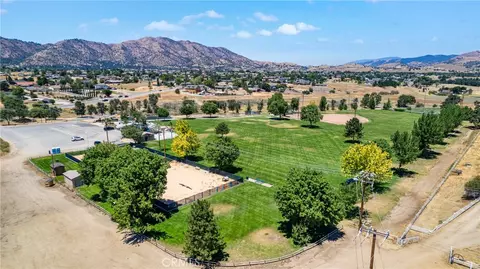 View/Area - 22917 Clover Spring Pl, Tehachapi, CA 93561 photo 6 of 11