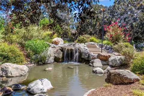 View/Area - 53 Streamwood, Irvine, CA 92620 photo 3 of 3
