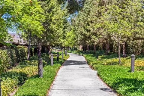 View/Area - 53 Streamwood, Irvine, CA 92620 photo 2 of 3