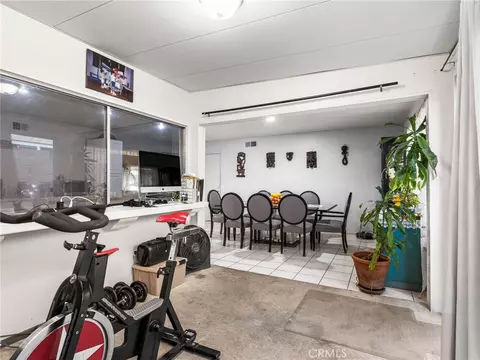 Dining - 2216 Sequoia, Simi Valley, CA 93063 photo 3 of 3
