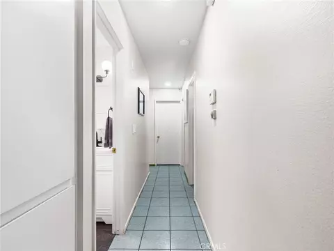 Entry Way - 2216 Sequoia, Simi Valley, CA 93063 photo 2 of 2