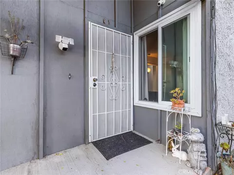 Exterior - 2216 Sequoia, Simi Valley, CA 93063 photo 4 of 7