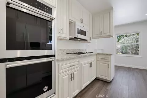 Kitchen - 6911 E Septimo, Long Beach, CA 90815 photo 5 of 5