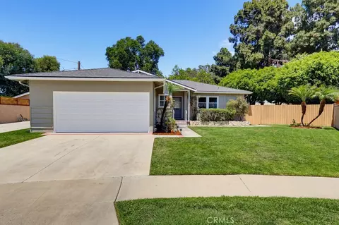 Exterior - 6911 E Septimo, Long Beach, CA 90815 photo 2 of 22