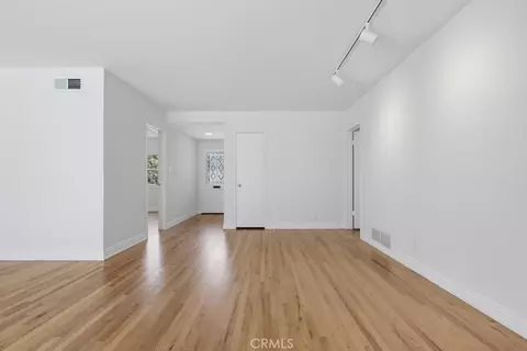 Living - 6911 E Septimo, Long Beach, CA 90815 photo 12 of 14