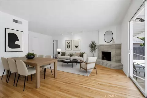Living - 6911 E Septimo, Long Beach, CA 90815 photo 10 of 14