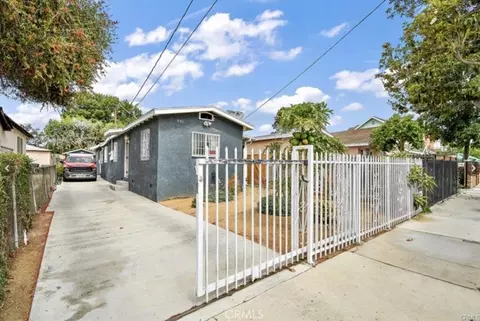 8917 Beach St, Los Angeles, CA 90002