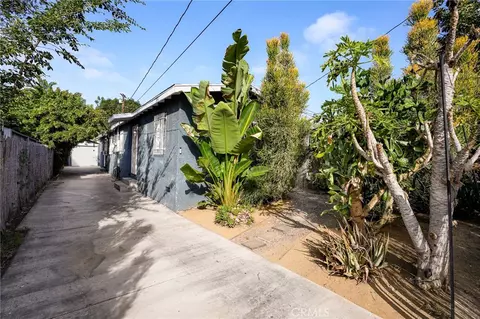 8917 Beach St, Los Angeles, CA 90002