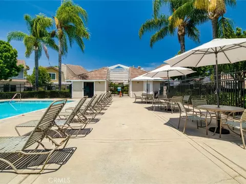 Exterior - 2720 E Walnut #18, Orange, CA 92867 photo 11 of 13