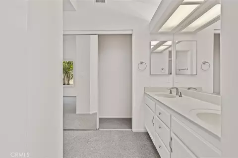 Bath - 2720 E Walnut #18, Orange, CA 92867 photo 1 of 5